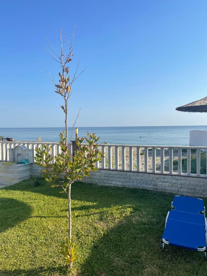 Luxury Apartment First Line Sea By Makhome Messagala Néa Meságkala Dış mekan fotoğraf